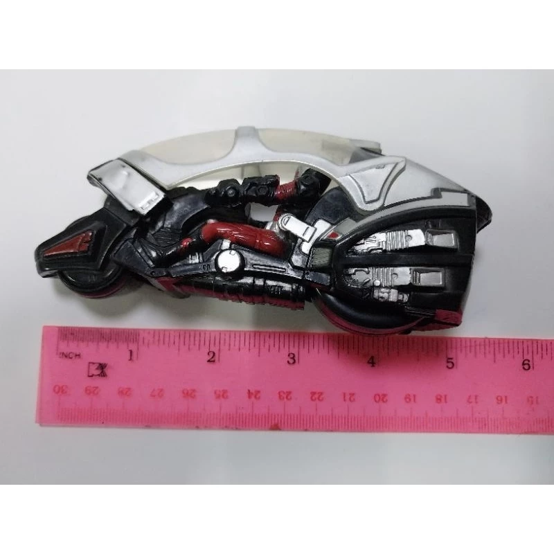 มีหลายภาพ, **ไม่มีขาตั้ง รถไรด์ชู้ตเตอร์ + ไรเดอร์ริวคิ จากคาเมนไรเดอร์ริวคิ ขนาด 6 นิ้วขนาดตามรูป เปิดกระจกครอบได้ ล้อหมุนได้