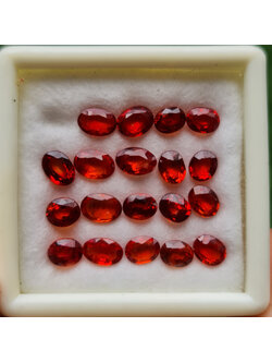 พลอย ทับทิม ซองเจีย Songea Ruby Sapphire 10.76 กะรัต (Cts.) 20 เม็ด พลอยแท้ อัญมณีมงคลประจําวันเกิด เครื่องประดับพลอย