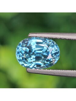 พลอย เพทาย (Zircon) 3.33 กะรัต (Cts.) พลอยแท้ อัญมณีมงคลประจําวันเกิด เครื่องประดับพลอย