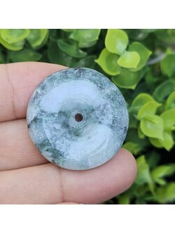 หยก พม่า แท้ Jade จี้โดนัทหยก (Bi-dise jadeite) พม่า (Myanmar) 57.20 กะรัต (Cts.)
