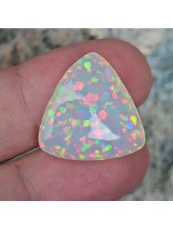 พลอย ไวท์ โอปอล White Opal 13.51 กะรัต (Cts.) พลอยแท้ อัญมณีมงคลประจําวันเกิด เครื่องประดับพลอย