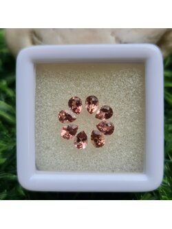 พลอย ชมพู พิ้งค์ ทัวร์มารีน (Pink Tourmaline) 1.25 กะรัต (Cts.) 8 เม็ด อัญมณีมงคลประจําวันเกิด เครื่องประดับพลอย
