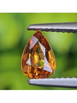 พลอย บุษราคัม yellow sapphire 1.05 กะรัต (Cts.) พลอยแท้ อัญมณีมงคลประจําวันเกิด เครื่องประดับพลอย