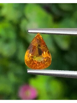 พลอย บุษราคัม Yellow Sapphire 1.30 กะรัต (Cts.) พลอยแท้ อัญมณีมงคลประจําวันเกิด เครื่องประดับพลอย