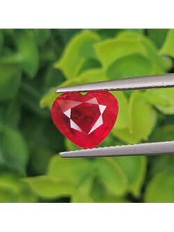 พลอย ทับทิม ซองเจีย Songea Ruby Sapphire 3.80 กะรัต (Cts.) พร้อมใบเซอร์ พลอยแท้ อัญมณีมงคลประจําวันเกิด เครื่องประดับพลอย