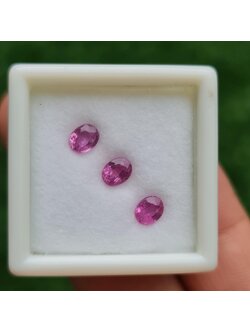 พลอย ชมพู พิ้ง แซฟไฟร์ Pink Sapphire 1.10 กะรัต (Cts.) พลอยแท้ อัญมณีมงคลประจําวันเกิด เครื่องประดับพลอย