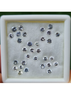 พลอย ขาว ไวท์ แซฟไฟร์ White Sapphire 31 เม็ด 3.67 กะรัต (Cts.)พลอยแท้ อัญมณีมงคลประจําวันเกิด เครื่องประดับพลอย