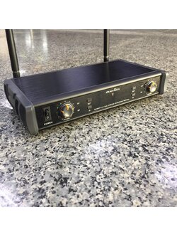 Soundvision SU-820D/HT ไมค์ลอย มือถือคู่ ย่าน UHF คลื่นความถี่ 697.3 – 702.7 MHz UHF Dual Handheld Wireless Microphone