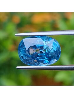 พลอย เพทาย (Zircon) 2.02 กะรัต (Cts.) พลอยแท้ อัญมณีมงคลประจําวันเกิด เครื่องประดับพลอย