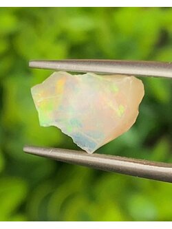 พลอย โอปอล Opal 1.45 กะรัต (Cts.) พลอยแท้ อัญมณีมงคลประจําวันเกิด เครื่องประดับพลอย