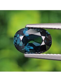 พลอย แซปไฟร์สีน้ำเงินอมเขียว Teal Sapphire 3.03 กะรัต (Cts.) พลอยแท้ อัญมณีมงคลประจําวันเกิด เครื่องประดับพลอย