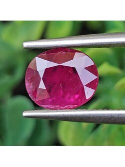 พลอย ทับทิม สยาม Siam Ruby sapphire 1.60 กะรัต (Cts.) พร้อมใบเซอร์ (With Certificate) พลอยแท้ อัญมณีมงคลประจําวันเกิด เครื่องประดับพลอย