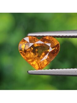 พลอย บุษราคัม Yellow Sapphire 3.29 กะรัต (Cts.) พลอยแท้ อัญมณีมงคลประจําวันเกิด เครื่องประดับพลอย