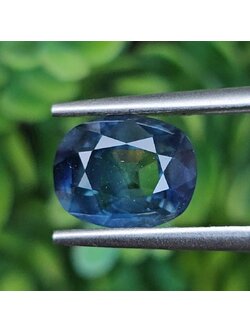 พลอย แซฟไฟร์ 2 สี Bi Color Sapphire 2.73 กะรัต (Cts.) พลอยแท้ อัญมณีมงคลประจําวันเกิด เครื่องประดับพลอย