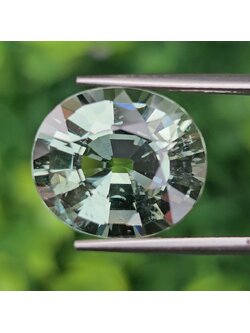 พลอย กรีน ทัวร์มารีน (Green Tourmaline) 11.72 กะรัต (Cts.) อัญมณีมงคลประจําวันเกิด เครื่องประดับพลอย