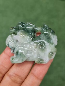 หยก พม่า แท้ Jade จี้หยก (jadeite) แกะสลักปี่เซียะ 168.23 กะรัต (Cts.) ดิบ ไม่ผ่านการปรับปรุง (Type A) พม่า (Myanmar)