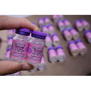 คอนแทคเลนส์รุ่น Dream color