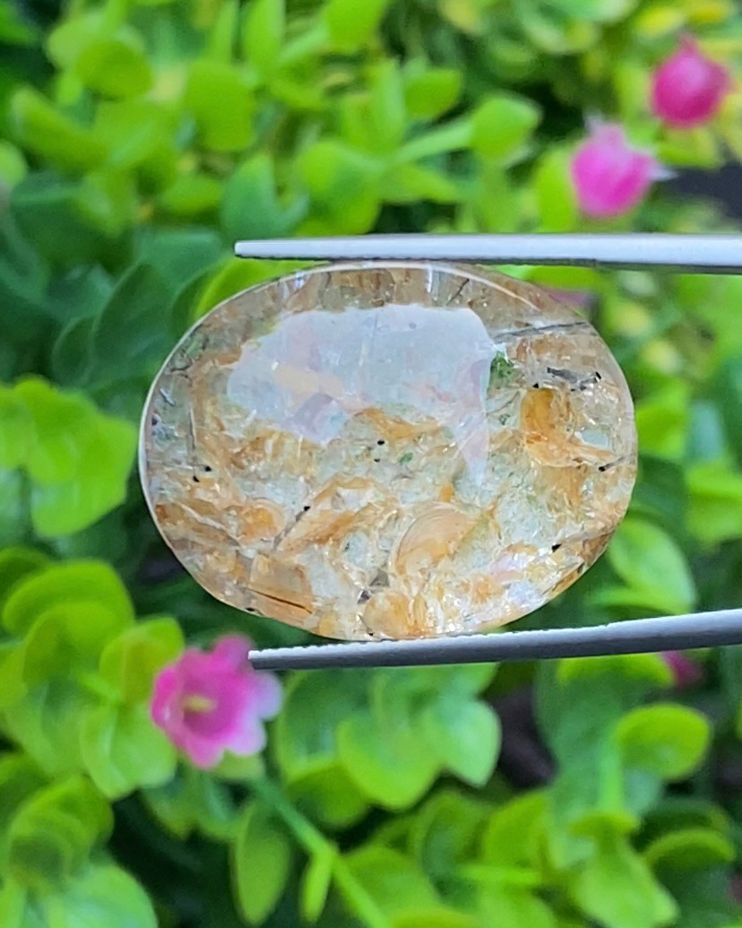 โป่งข่าม ควอตซ์ Rutilated Quartz 41.83 กะรัต Cts. พลอยแท้ อัญมณีมงคลประจําวันเกิด เครื่องประดับพลอย