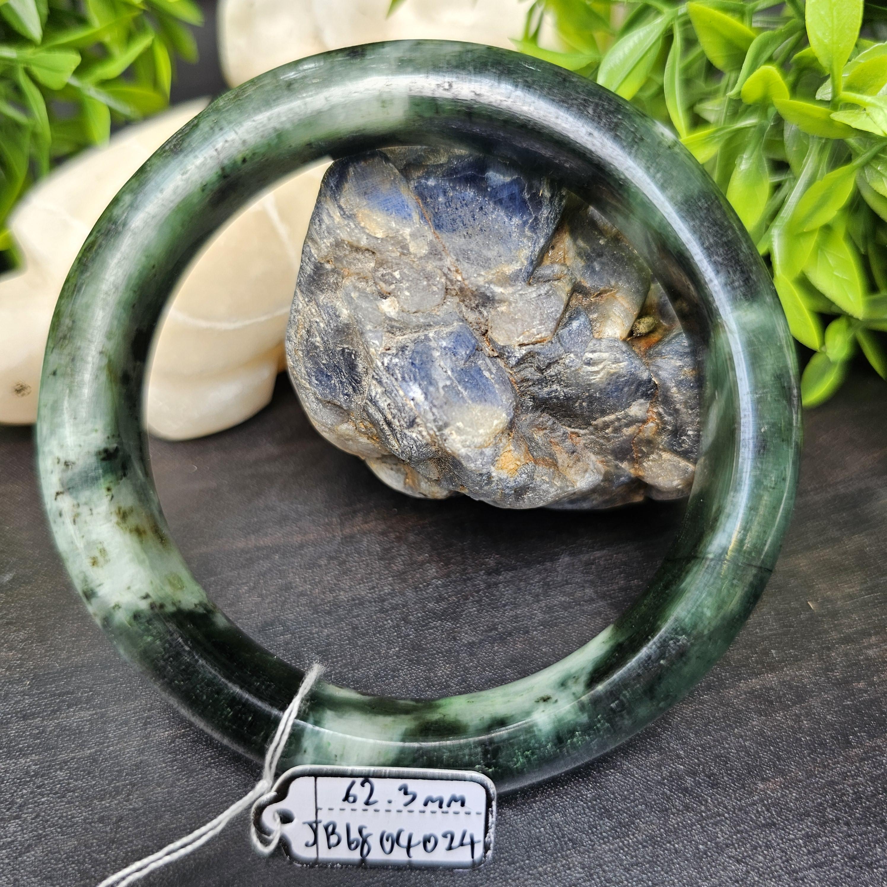 JB6804024 หยก พม่า แท้ Jade กำไลหยก 62.3 มม. (Jadeite bracelet) พม่า (Myanmar)