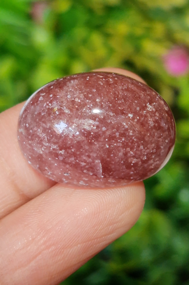 พลอย สตอเบอรี่ ควอตซ์ Strawberry Quartz 50.91 กะรัต (Cts.) พลอยแท้ อัญมณีมงคลประจําวันเกิด เครื่องประดับพลอย