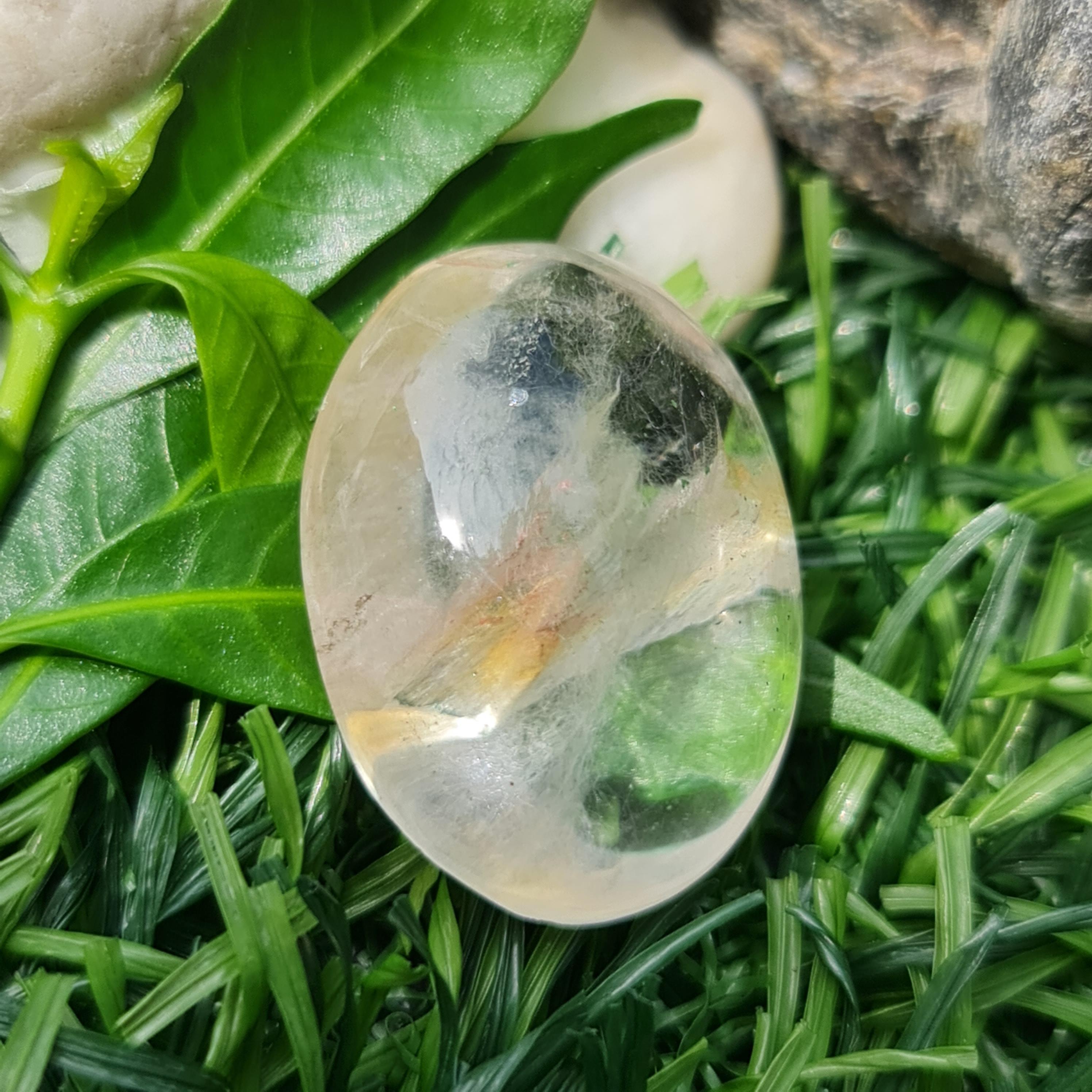 โป่งข่าม ควอตซ์ Rutilated Quartz 29.57 กะรัต Cts. พลอยแท้ อัญมณีมงคลประจําวันเกิด เครื่องประดับพลอย