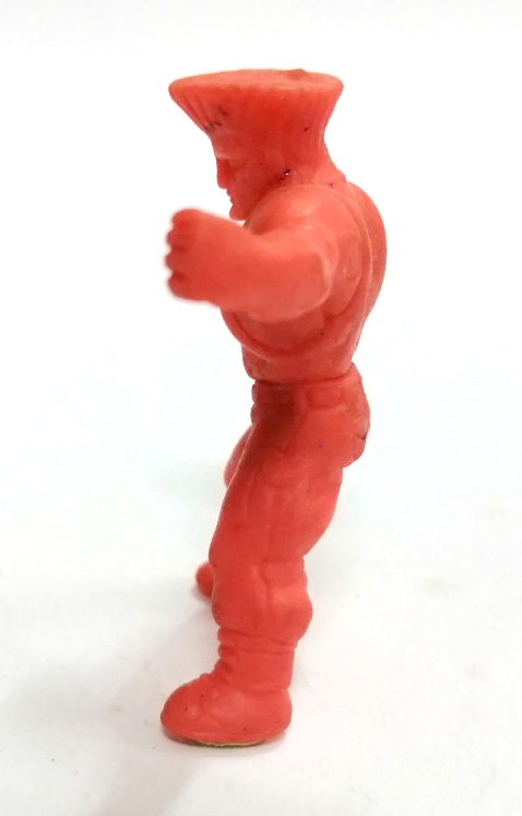 ตุ๊กตายาง5ซม. กิลล์ จาก สตรีทไฟเตอร์ Street Fighter งานยุค 90 ตัวขุ่น สภาพดี