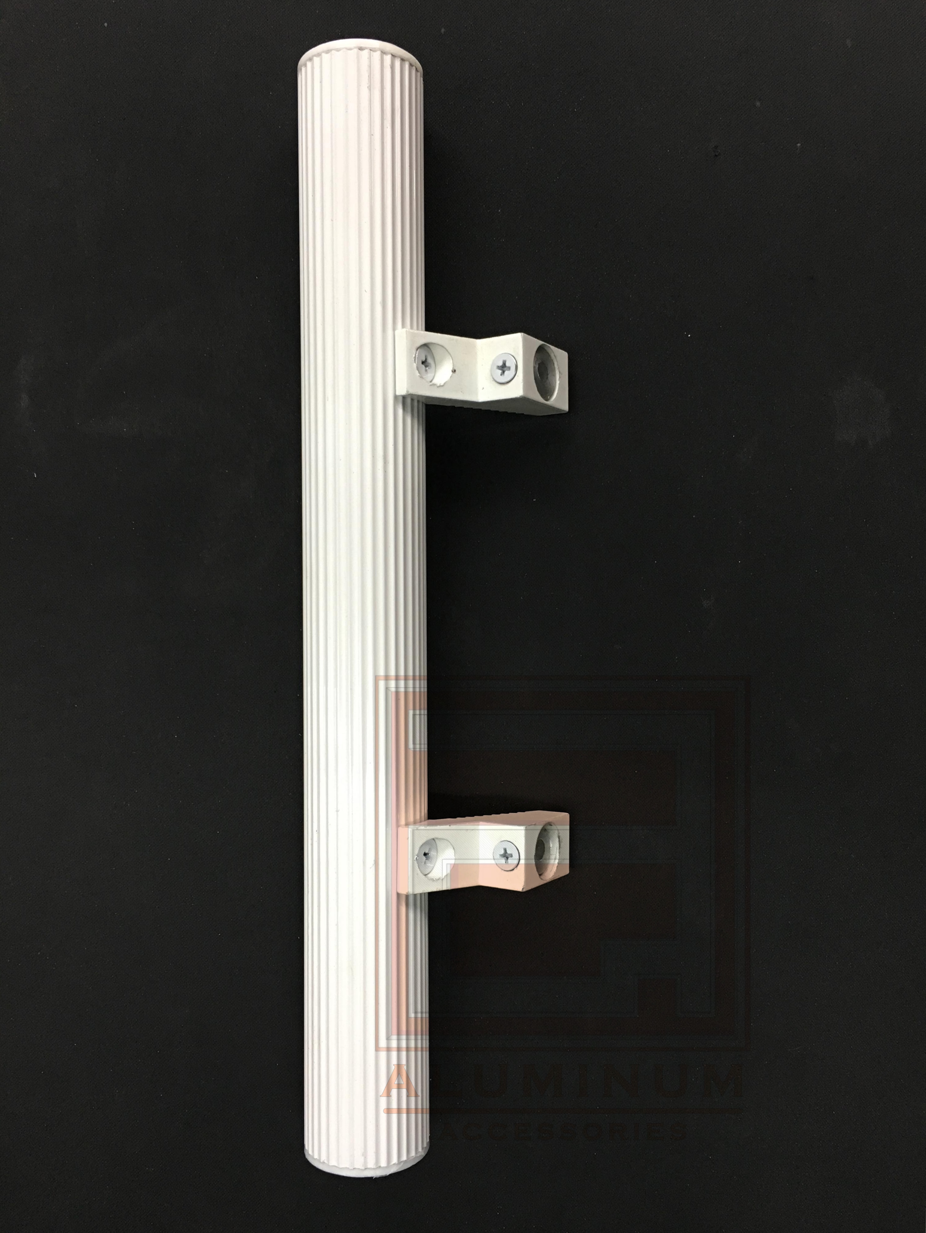 ชุดมือจับกระบอง (สีขาวนม) ระยะรู 13.5 ซม.