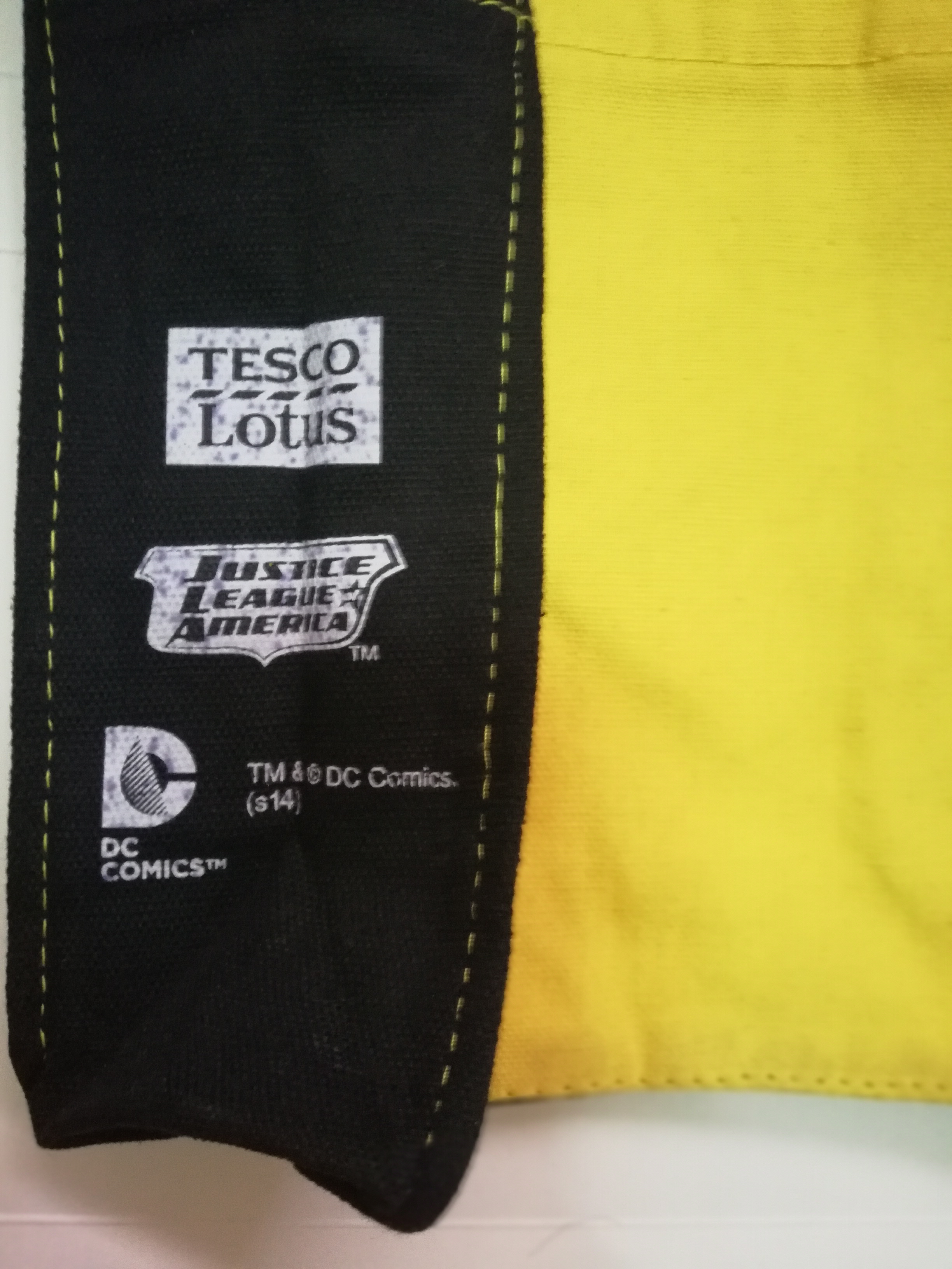 ของสะสม กระเป๋าผ้าวันเดอร์วูแม่น Wonder Woman ของสะสมเก่าจาก เทสโก้โลตัส **สภาพสะสม แกะแพ็ค มีรอยเปื้อนเล็กน้อยตามภาพ