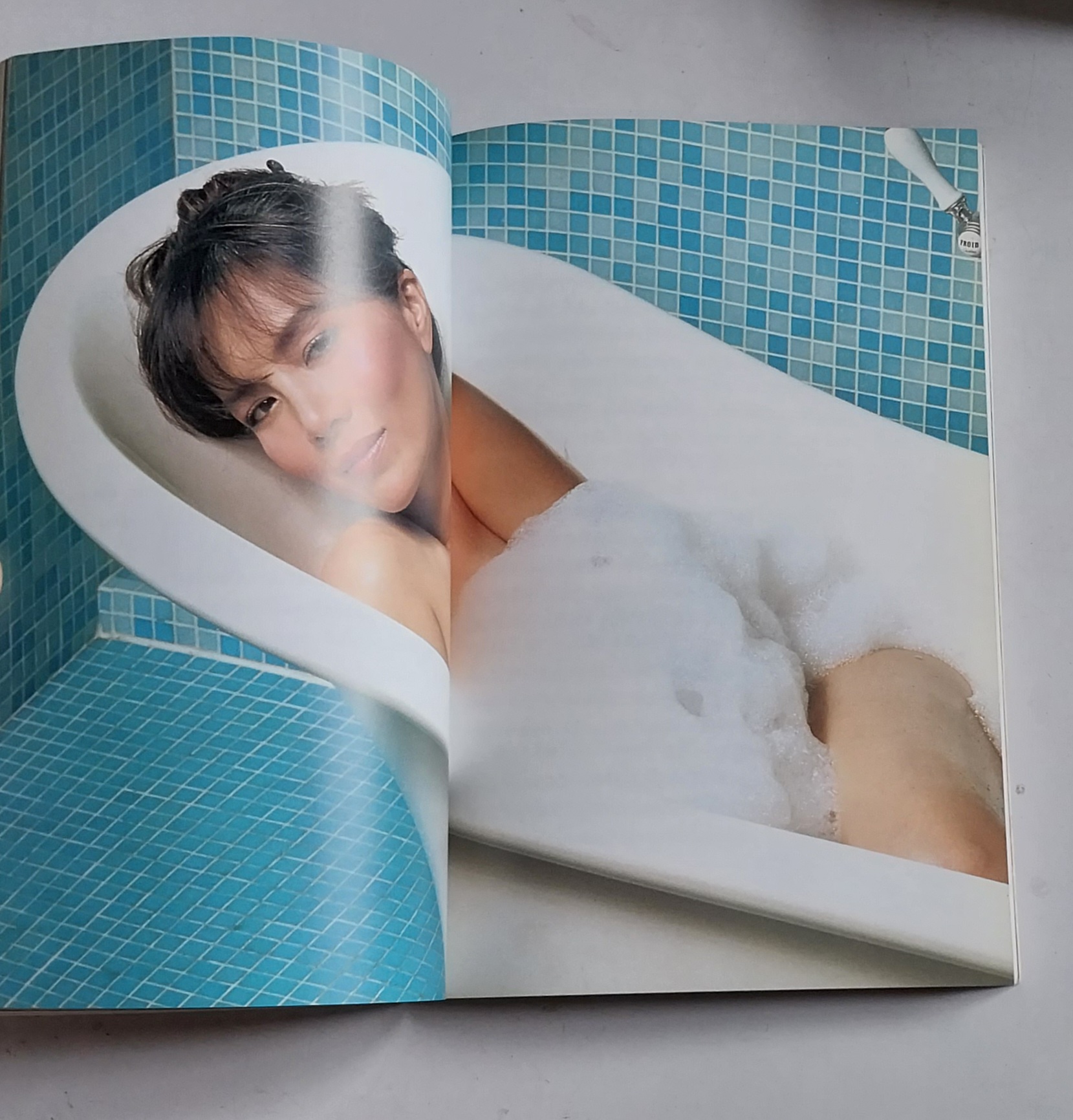 หนังสือสวยสำหรับสะสม "เพ็ญพักตร์ ศิริกุล Sexy Forever" สวย เซ็กซี่ สาวสองพันปี เคล็ดลับของเพ็ญพักตร์ ศิริกุล penpak sirikul พิมพ์ครั้งที่2