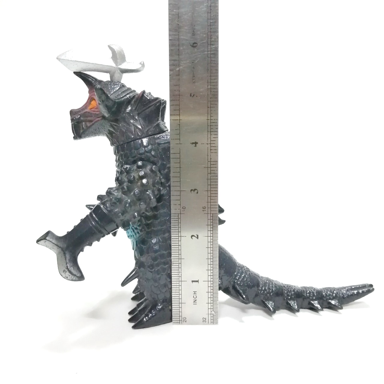 ซอฟ6นิ้ว สัตว์ประหลาด บาราบ้า จากอุลตร้าแมน เอส ขนาดตามภาพหายาก สภาพดี มีรอยบ้าง งาน bandai Japan