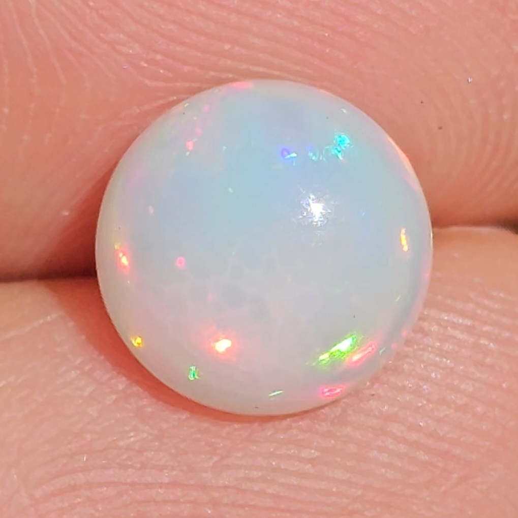 พลอย ไวท์ โอปอล White Opal 2.19 กะรัต (Cts.) พลอยแท้ อัญมณีมงคลประจําวันเกิด เครื่องประดับพลอย