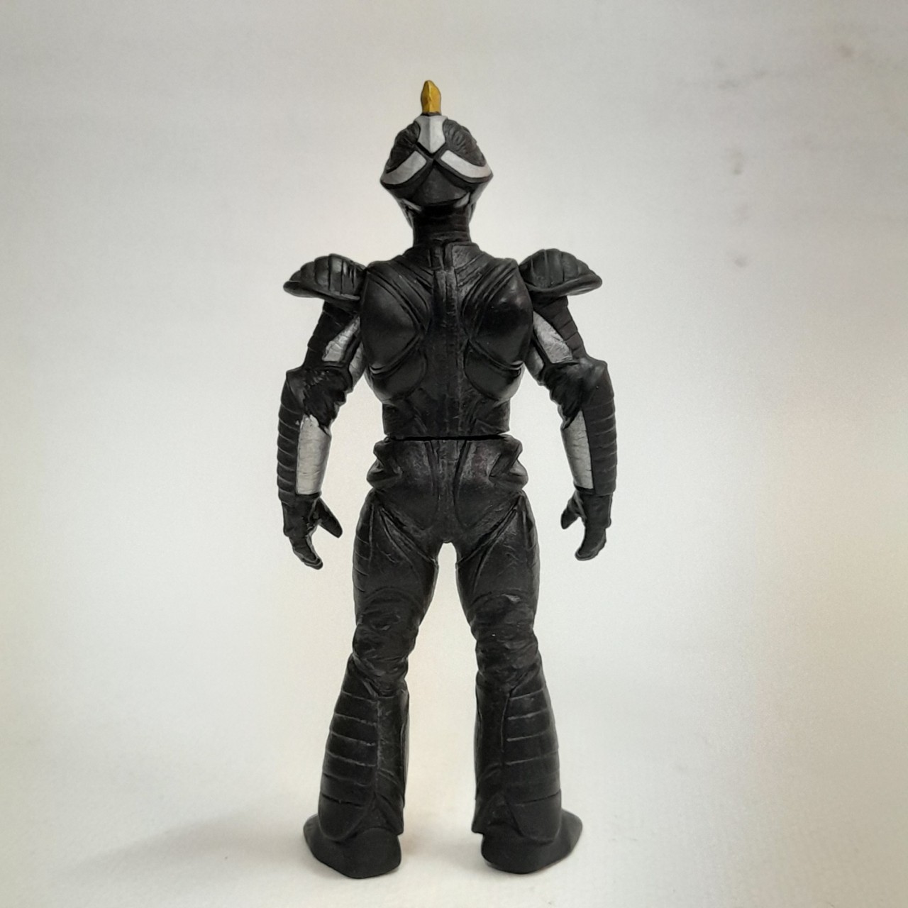 ซอฟ 4-4.5นิ้ว หุ่นสัตว์ประหลาดอะรุกิวรอส ศัตรูอุลตร้าแมนไกอา ขนาดตามรูป มือสองสภาพดี มีรอยบ้าง ค่อนข้างหายาก