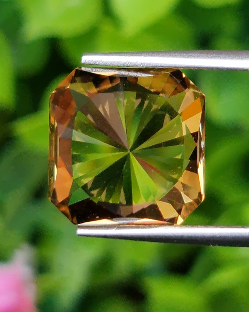 พลอย ซิทริน Citrine 8.07 กะรัต (Cts.) พลอยแท้ อัญมณีมงคลประจําวันเกิด เครื่องประดับพลอย