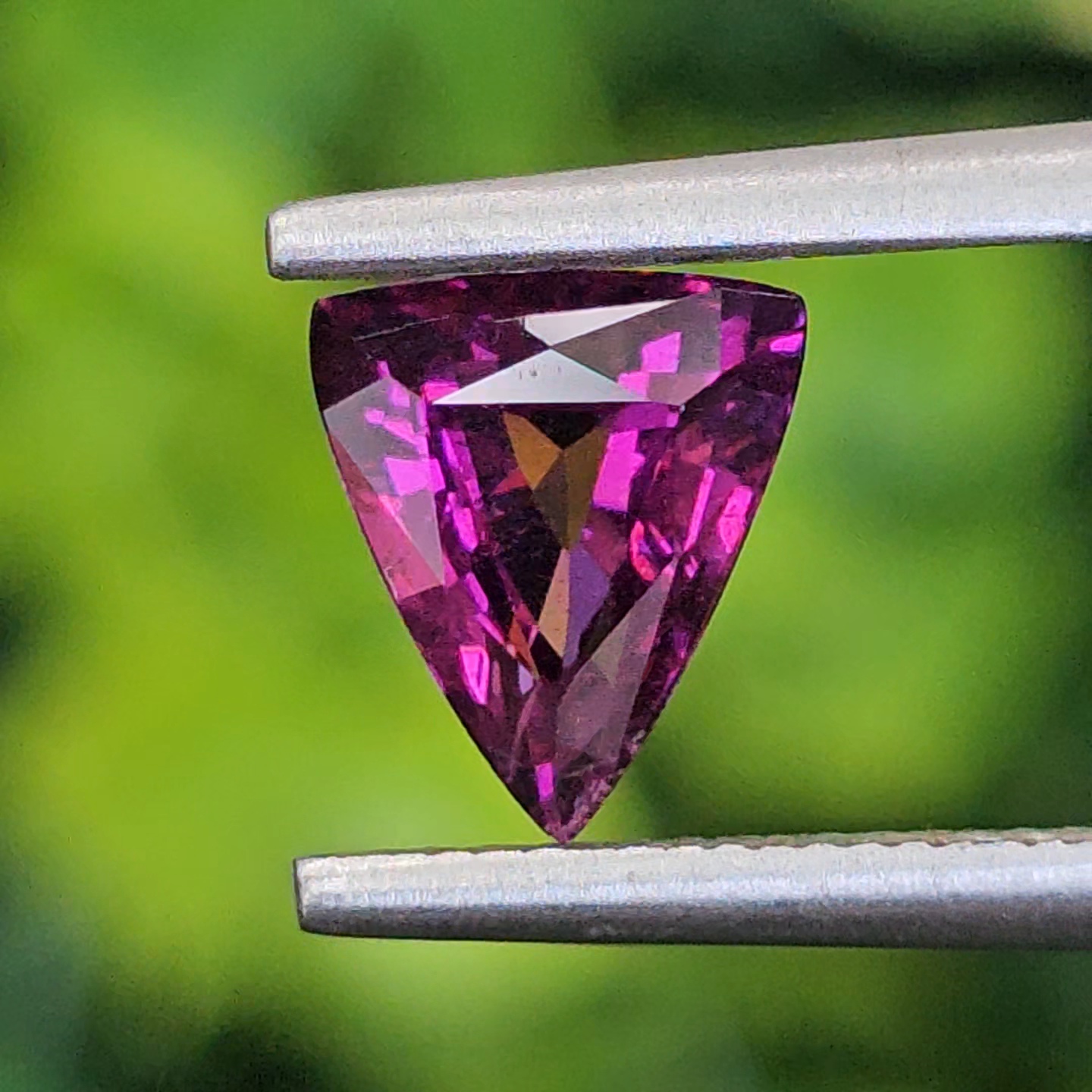 พลอย อุมบาไลต์ การ์เน็ต Umbalite Garnet 1.16 กะรัต (Cts.) ดิบ Unheated ลอยแท้ อัญมณีมงคลประจําวันเกิด เครื่องประดับพลอย