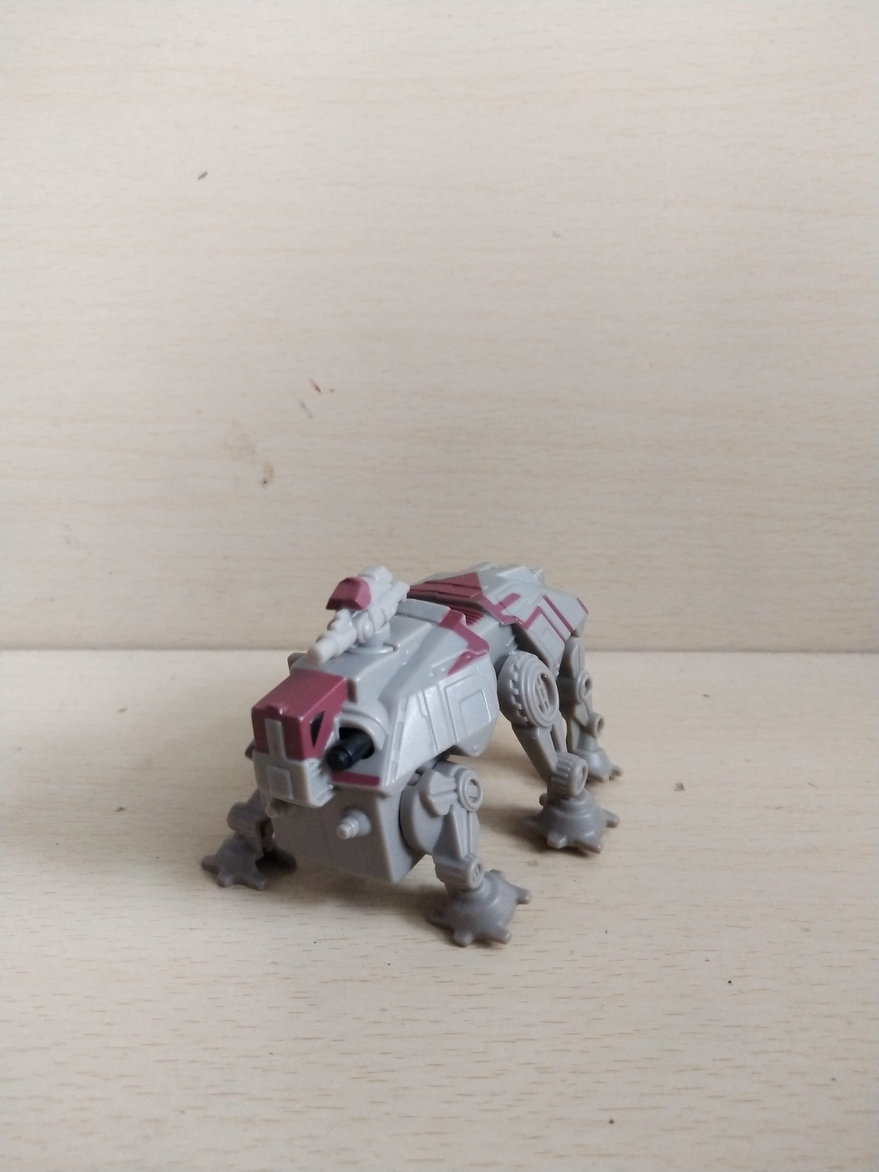 มีหลายภาพ, **2 ขากลางหลวม ของสะสมจาก KFC หุ่น at te Walker จาก Star Wars