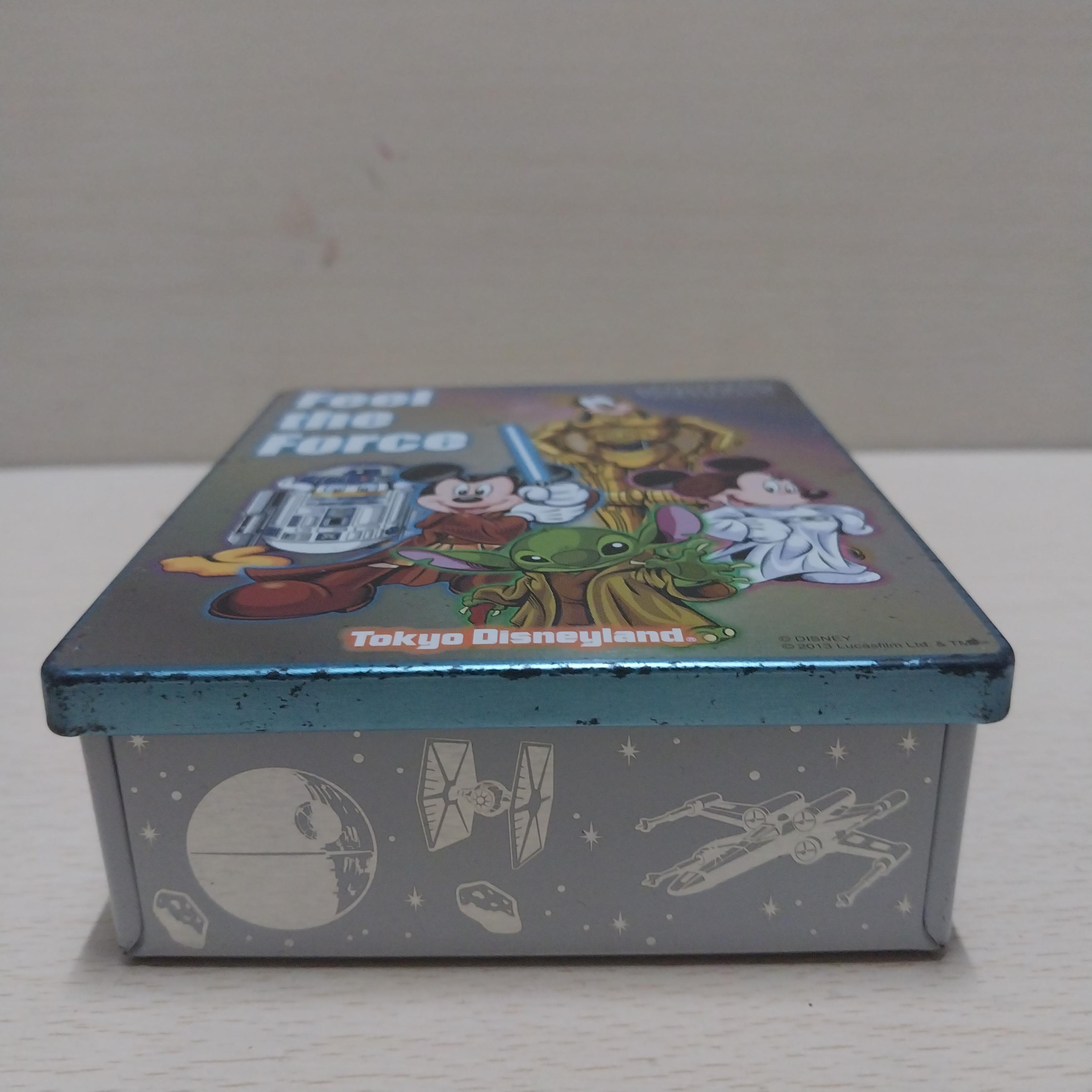 มีหลายภาพ มีรอยบ้าง ตามภาพ, กล่องโลหะลายสตาร์วอร์ ขนาดตามภาพ Star Wars Feel the Force ,Tokyo Disneyland