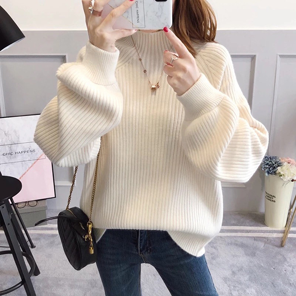 เสื้อไหมพรมแขนกระดิ่ง คอปีน หนานุ่มถักลายนูน (TT0021)