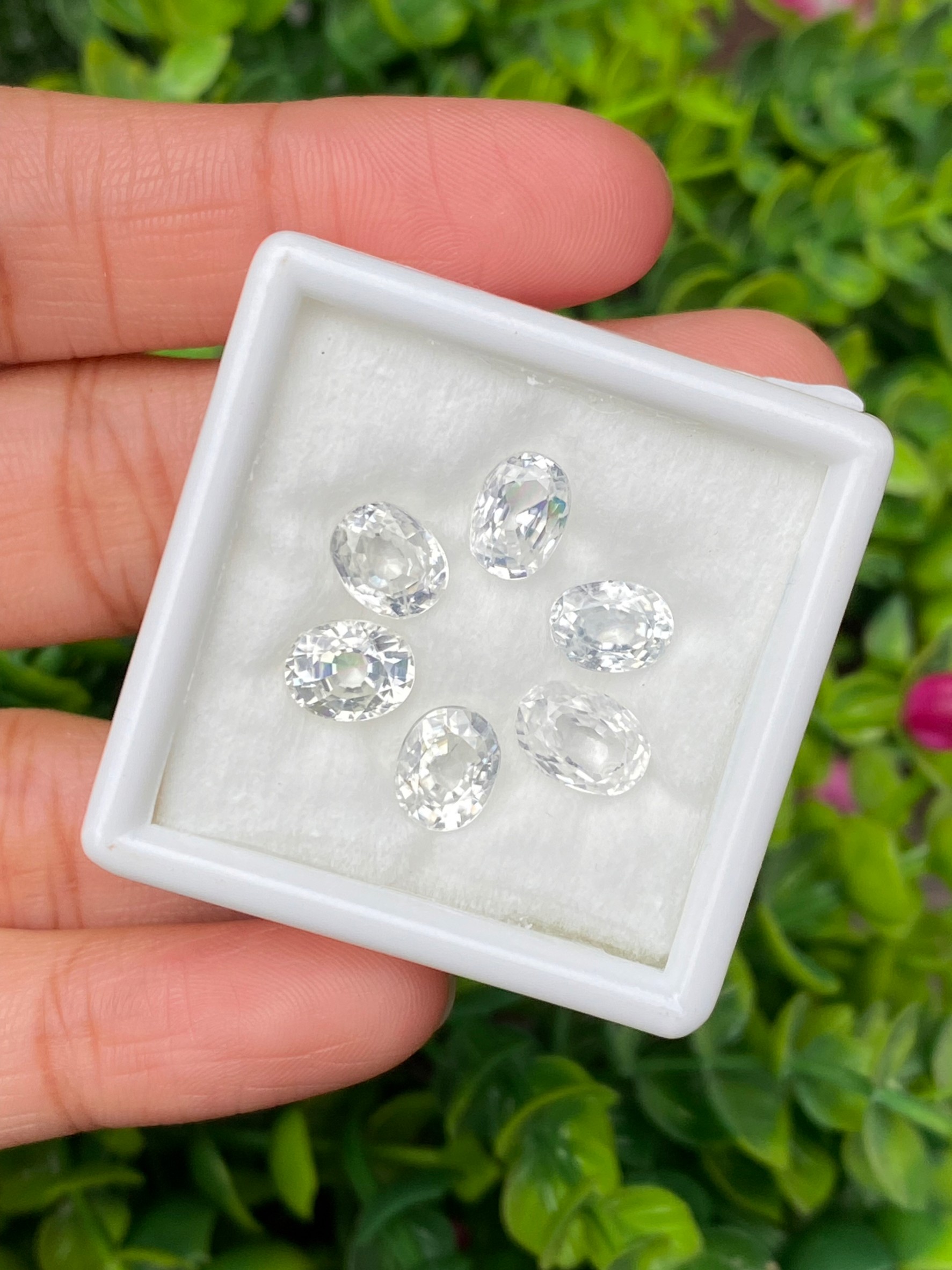 พลอย เพทาย Natural Zircon 13.20 กะรัต (Cts.) 6 เม็ด (6 Pcs.) พลอยแท้อัญมณีมงคล ประจําวันเกิด เครื่องประดับพลอย
