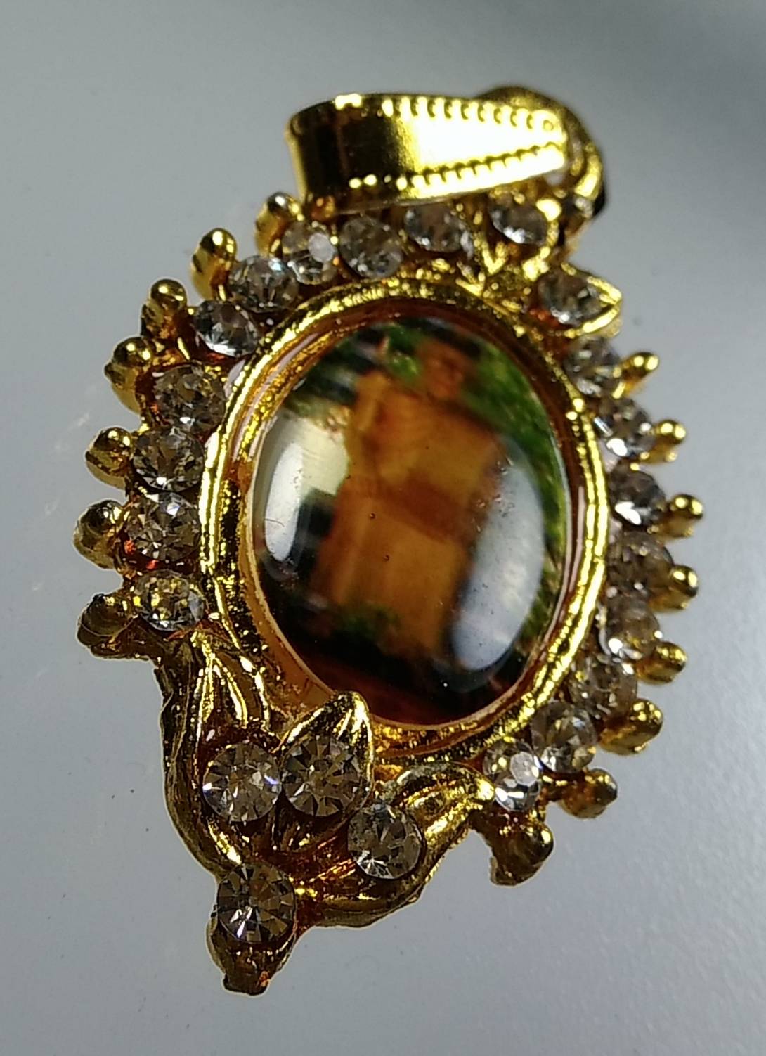 P052 ล็อคเก็ต หลวงปู่เทพโลกอุดร