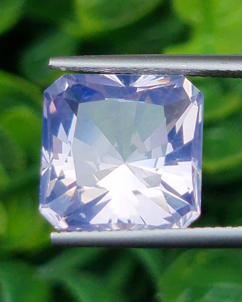 พลอย ลาเวนเดอร์ ควอตซ์ Lavender Quartz 9.355 กะรัต (Cts.) พลอยแท้ อัญมณีมงคลประจําวันเกิด เครื่องประดับพลอย