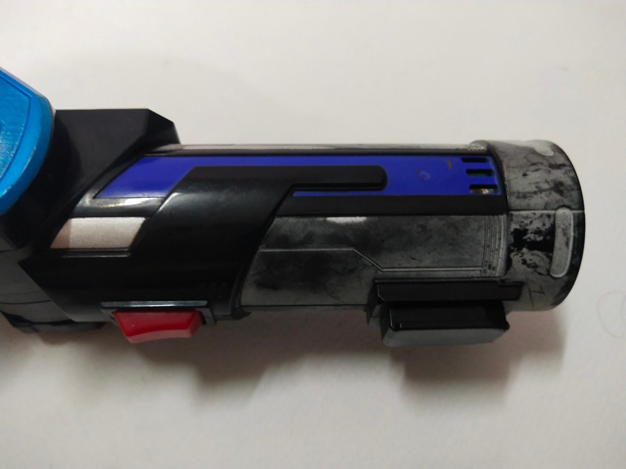 อาวุธ ของขบวนการ โกบัสเตอร์ ขนาดตามรูป เก่าเก็บ ไม่ได้ลองเครื่อง มือสองตามสภาพมีรอยบ้าง