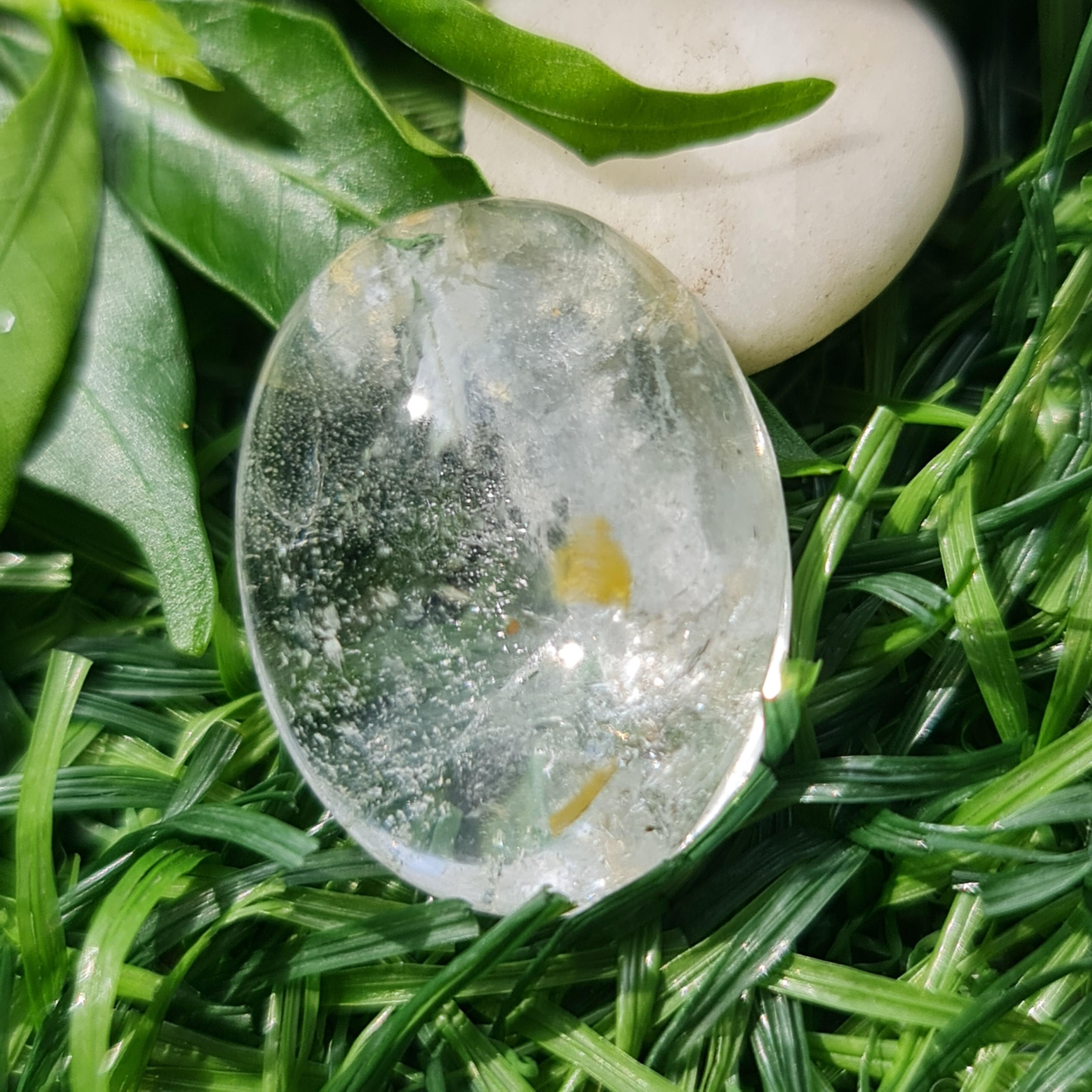 โป่งข่าม ควอตซ์ Rutilated Quartz 30.37 กะรัต Cts. พลอยแท้ อัญมณีมงคลประจําวันเกิด เครื่องประดับพลอย