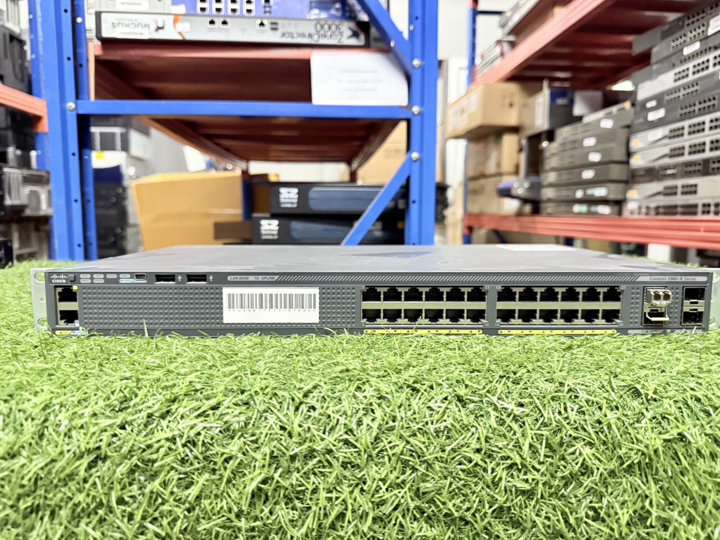 Switch Cisco Catalyst 2960-X 24 GigE 4 x 1G SFP LAN Base