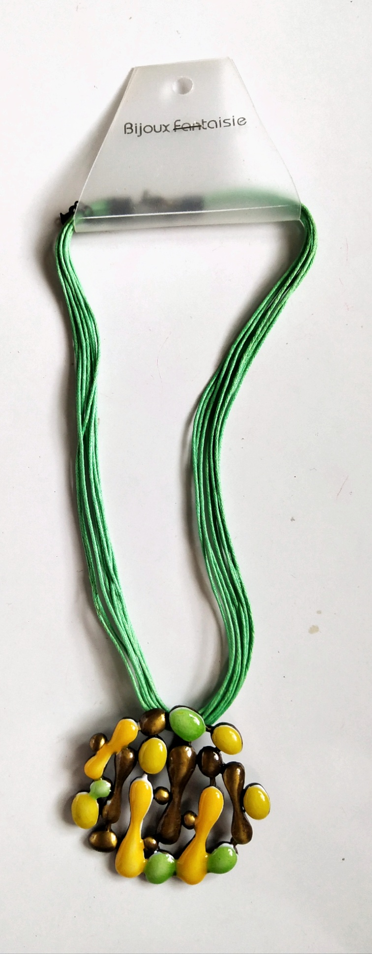 สร้อยคอสไตล์โบฮีเมี่ยน สายเชือกสีเขียว น้ำตาล และ ดำ พร้อมจี้แบบต่างๆ