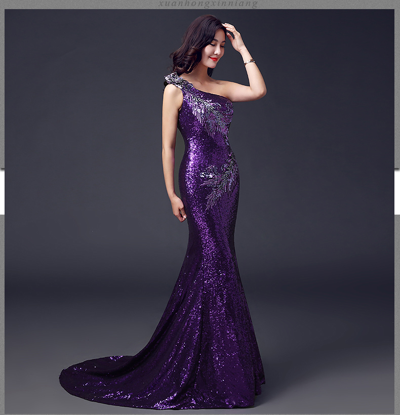 Pre-order ชุดราตรียาว ไหล่เฉียง ไหล่เดียว ปักเลื่อม ทรงหางปลา เชือกผูกหลัง แต่งดอกที่ไหล่