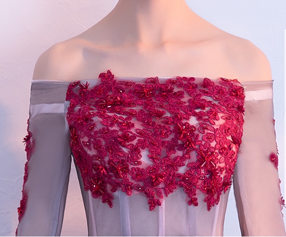 ชุดแฟนซีชุดราตรียาวแบบไหล่ปาดแขนยาวผ้าตาข่ายเชือกผูกหลัง