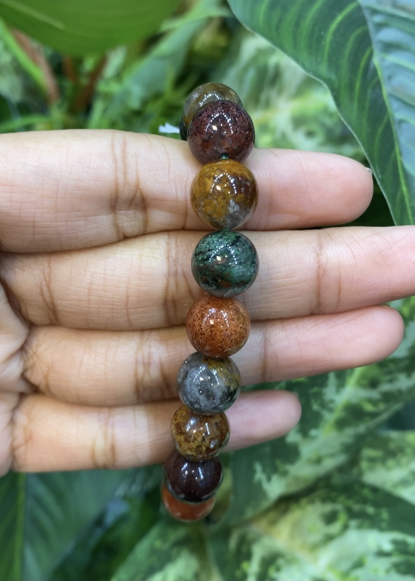 กำไลพลอยแท้ โป่งข่าม Phantom Quartz Bracelet