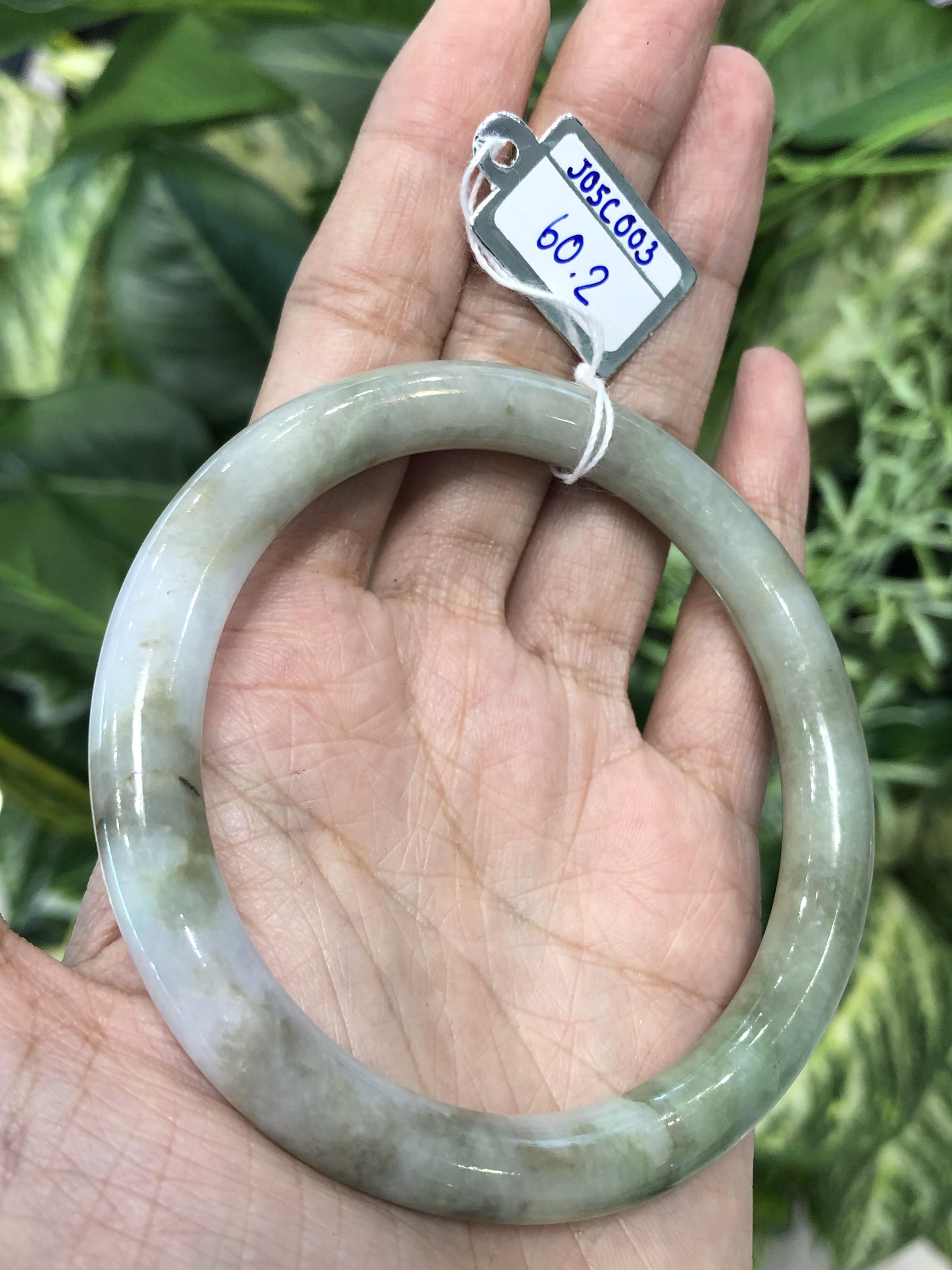 J05C003 หยก พม่า แท้ Jade กำไลหยก 60.2 มม (Jade bracelet) พม่า (Myanmar)