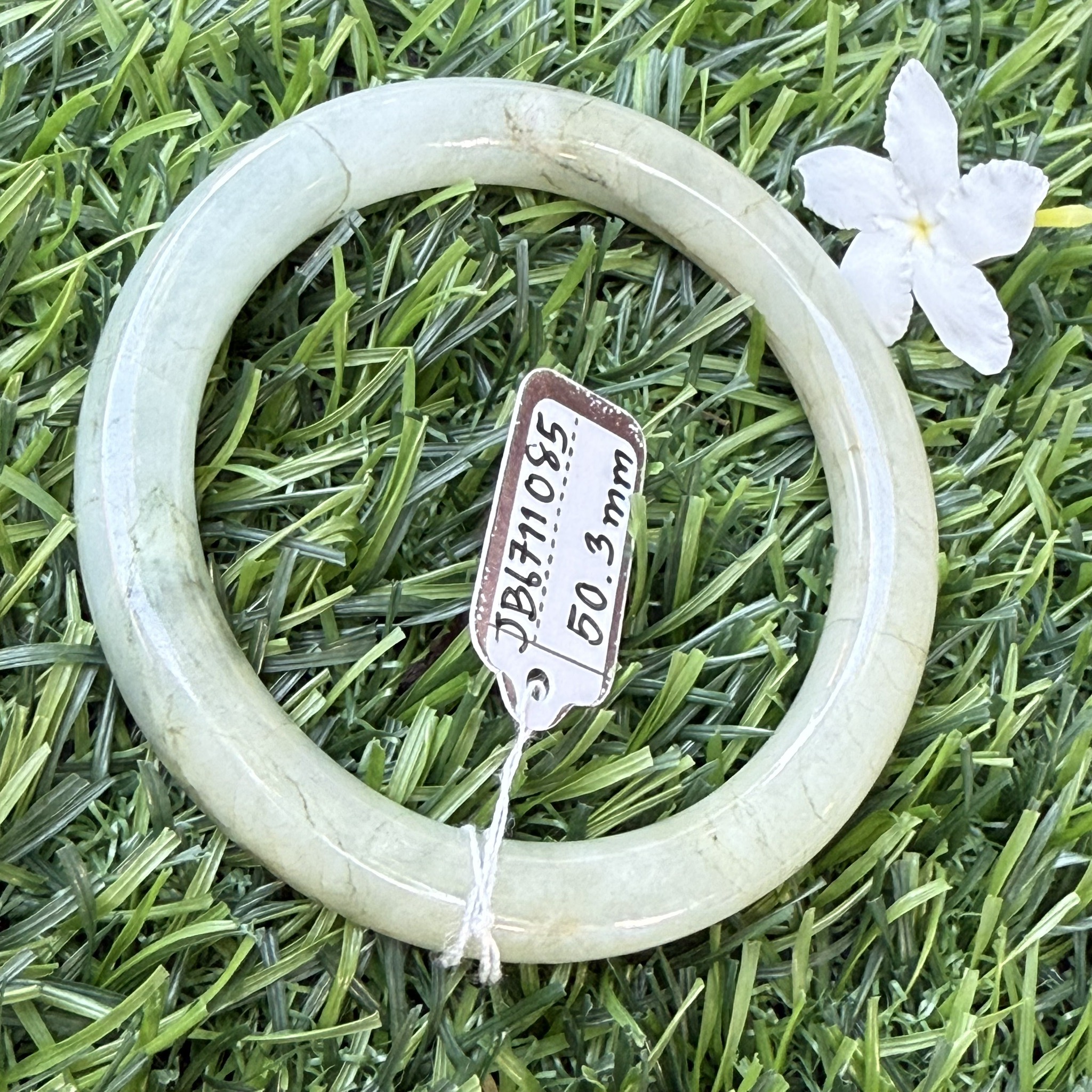 JB6711085 หยก พม่า แท้ Jade กำไลหยก (Jadeite bracelet) พม่า (Myanmar) 50.3 มม.