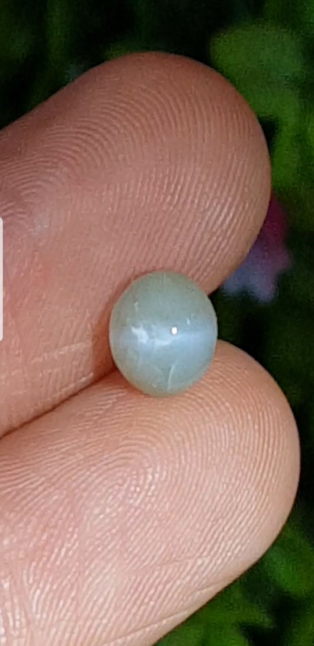 พลอย ตาแมว คริโซเบริล Cat eye Chrysoberyl 1.49 กะรัต (Cts.) พร้อมใบเซอร์ พลอยแท้ อัญมณีมงคลประจําวันเกิด เครื่องประดับพลอย